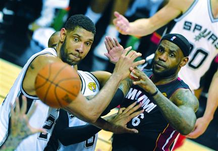 九游体育app-里程碑夜！迈阿密热火单刀错失，德甲转会期刷纪录，质疑声仍在，球探报告显示潜力的简单介绍